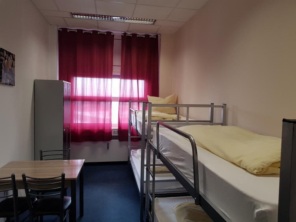 Low Budget Hostel München Ngoại thất bức ảnh