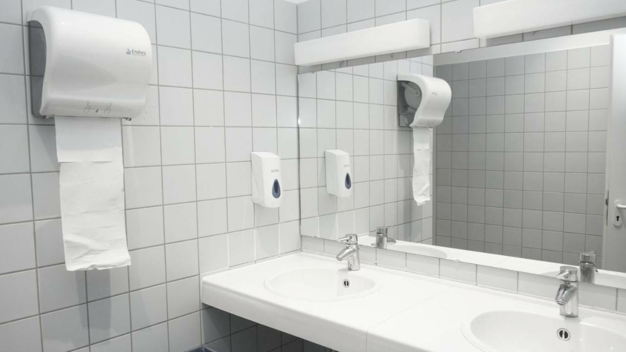 Low Budget Hostel München Ngoại thất bức ảnh